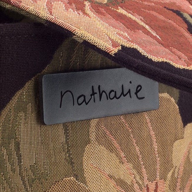 Detail Label Bag Design Nathalie