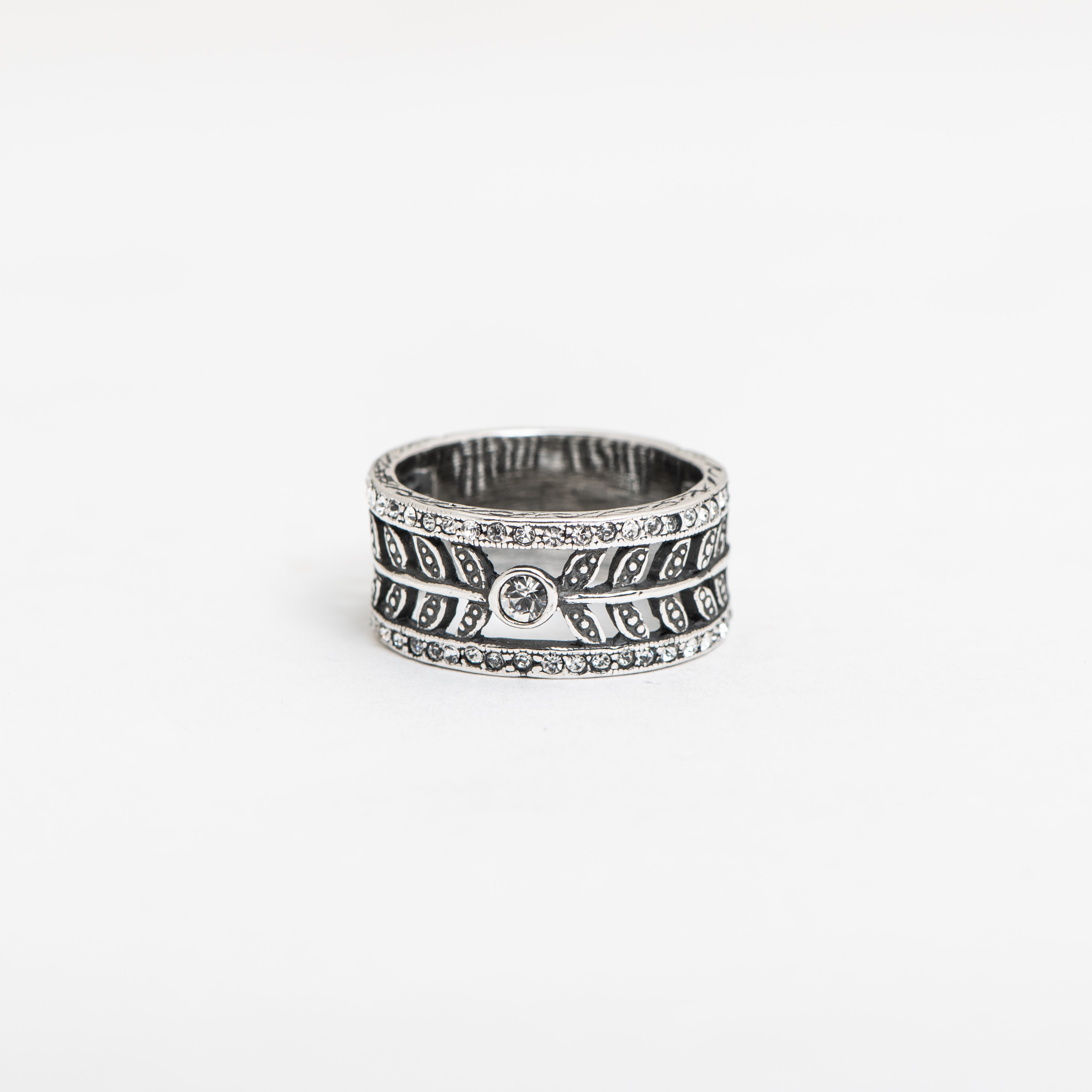 Ring Laurel Wreath 
