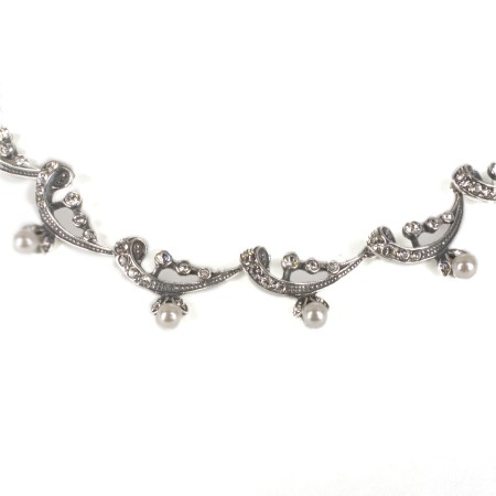 Necklace Tender
