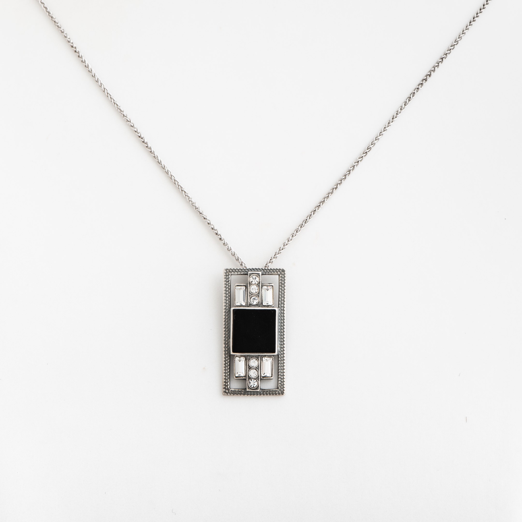 Necklace Square