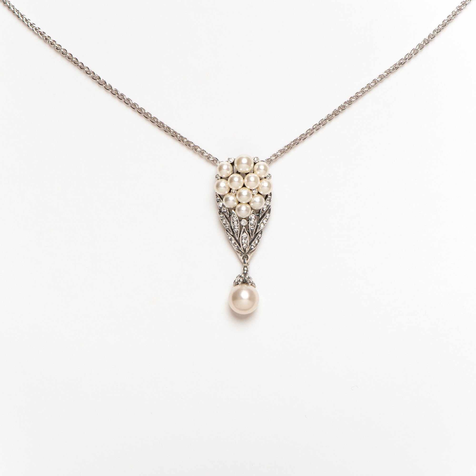 Necklace Bouquet of Pearls