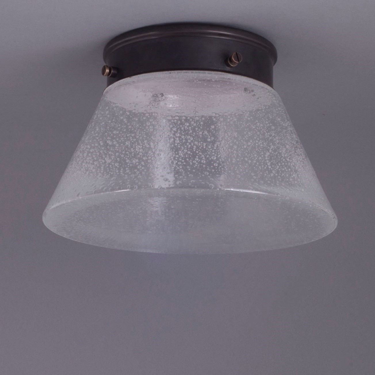 Tapered Shape Clear Bubble