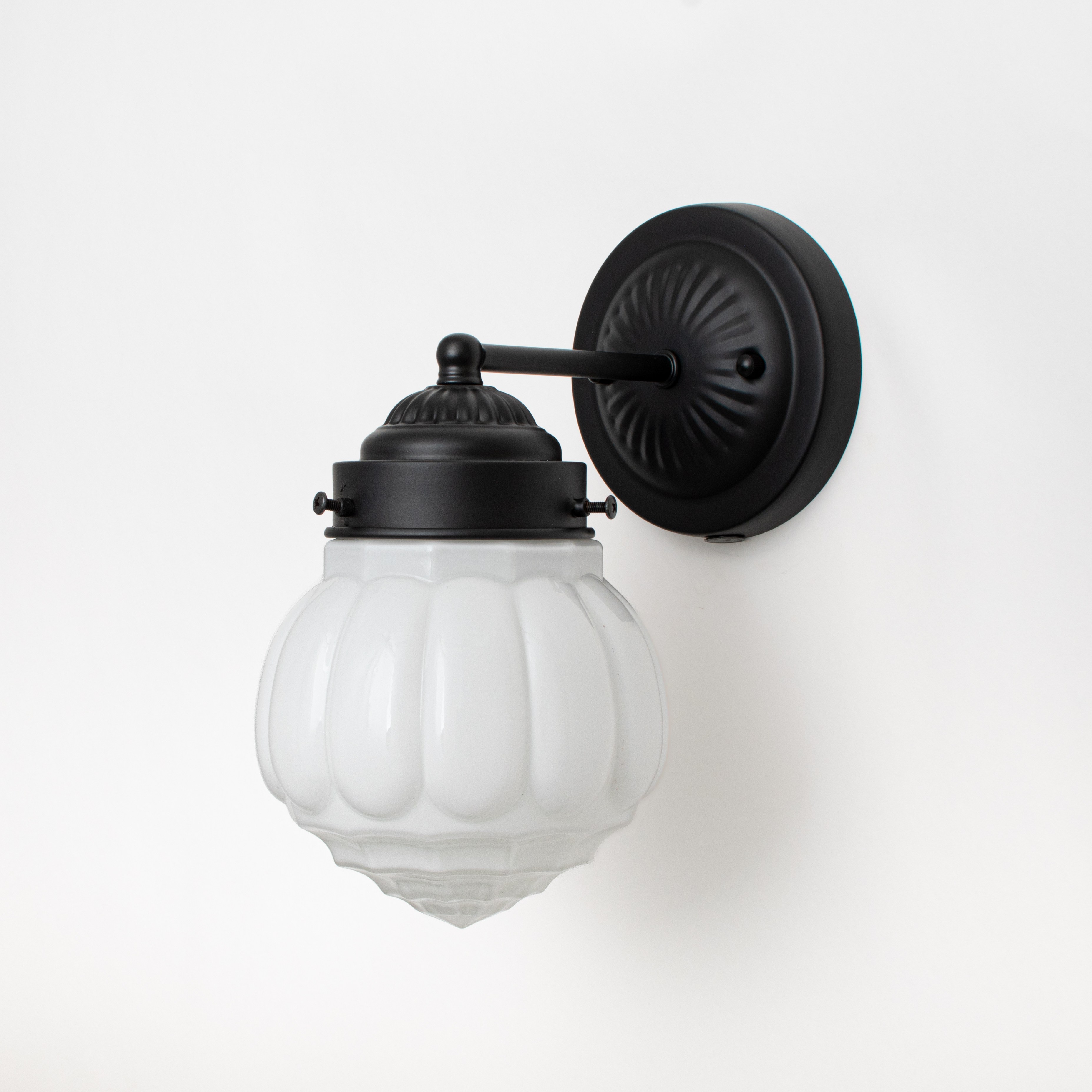 Wall Lamp Wassail Moonlight