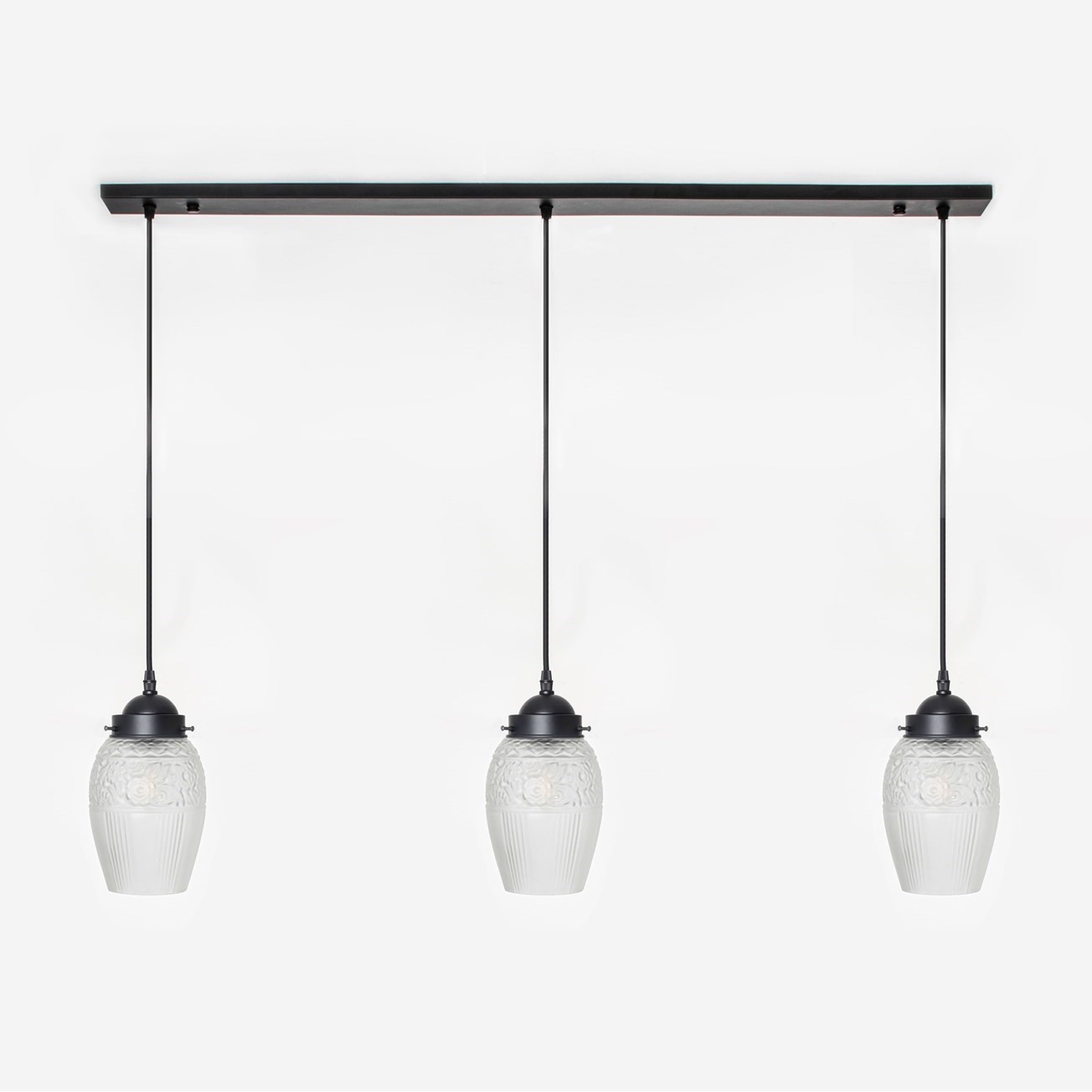 3 x Flower Yard on ceiling beam Moonlight