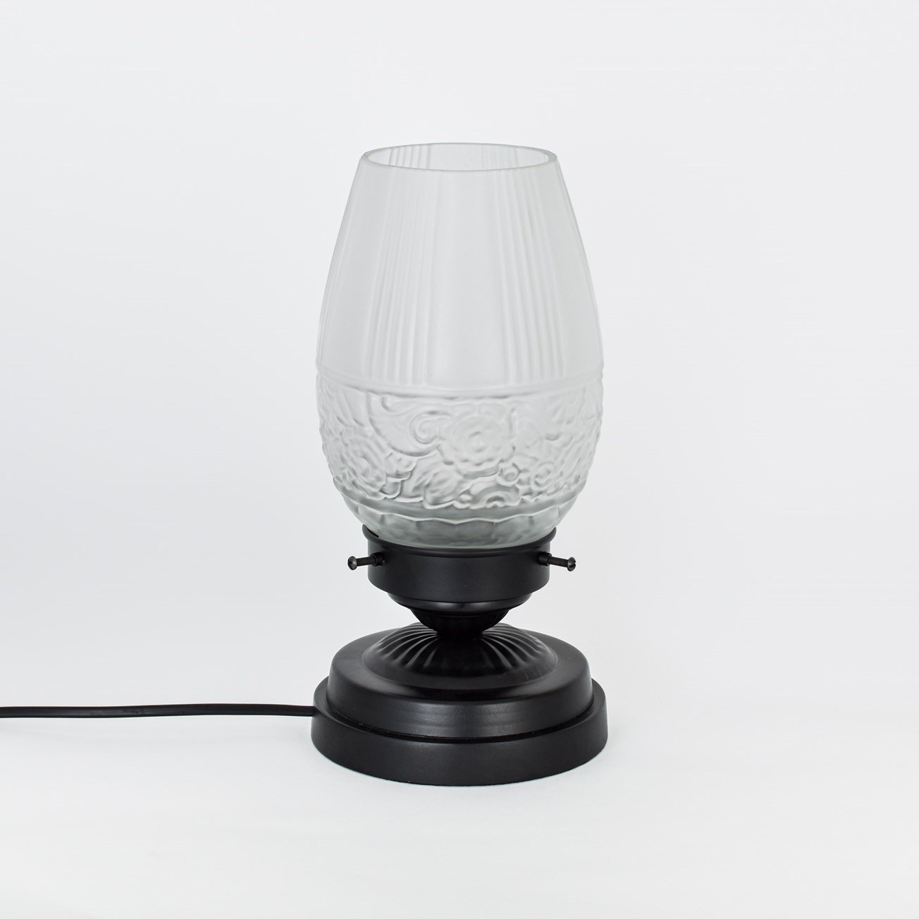 Low Table Lamp Flower Yard Moonlight
