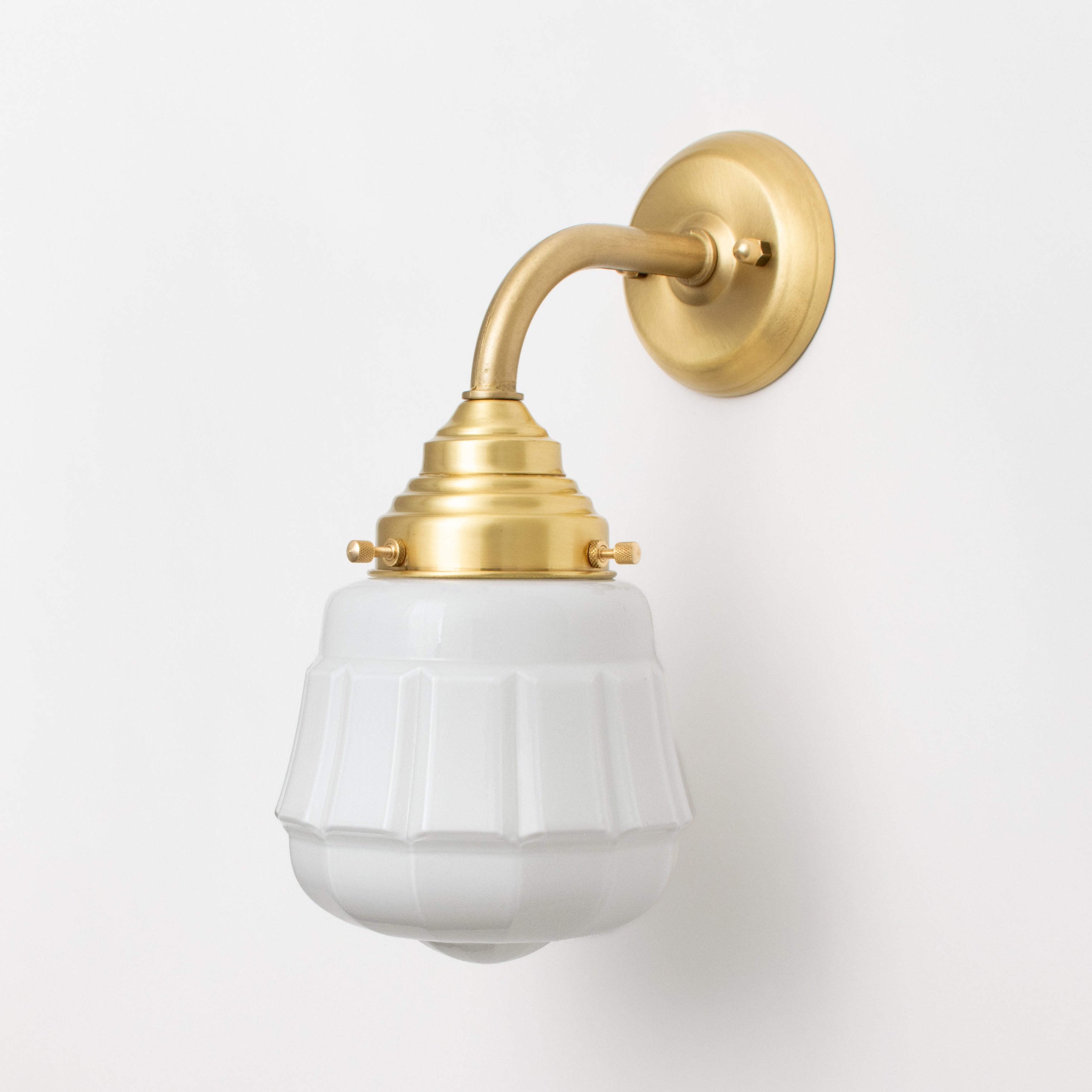 Wall Lamp Cadence Curve Brass