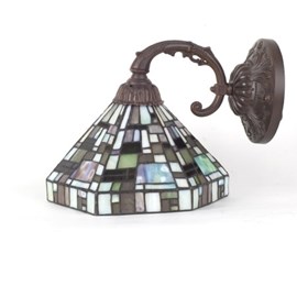 Wall Lamp Tiffany with Various Lampshades