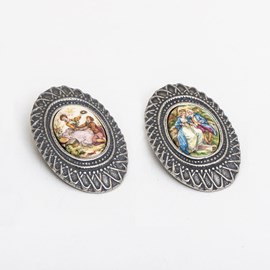 Set of 2 Romantic Brooches